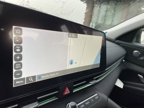 New 2025 Hyundai Elantra SEL image 16