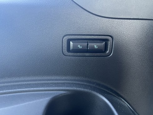 Used 2024 Ford Expedition Platinum image 26