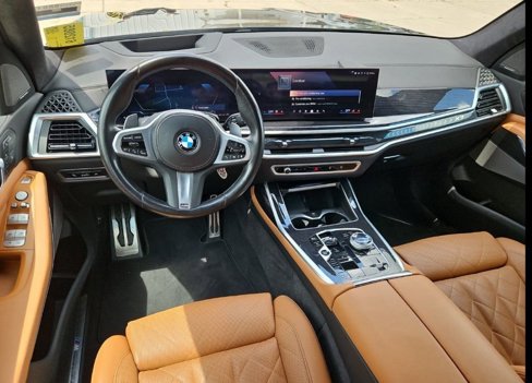 Used 2024 BMW X7 xDrive40i w/ M Sport Package image 4