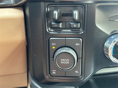 New 2025 Ford F250 Lariat w/ Lariat Ultimate Package image 22