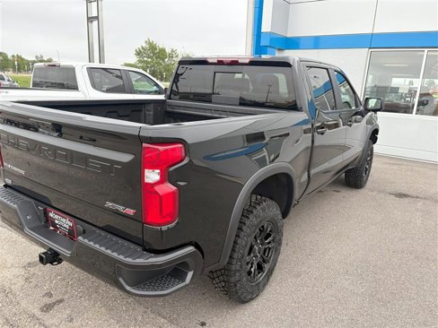 New 2025 Chevrolet Silverado 1500 ZR2 w/ Technology Package image 3
