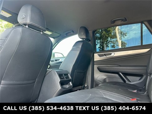 Used 2024 Volkswagen Atlas Cross Sport SE image 29