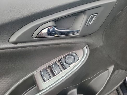 Used 2023 Chevrolet Malibu LT image 15