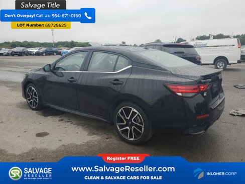 Used 2025 Nissan Sentra SR w/ SR Premium Package image 3