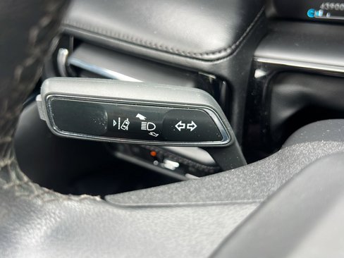 Used 2022 Lincoln Nautilus AWD w/ Premium Package image 27