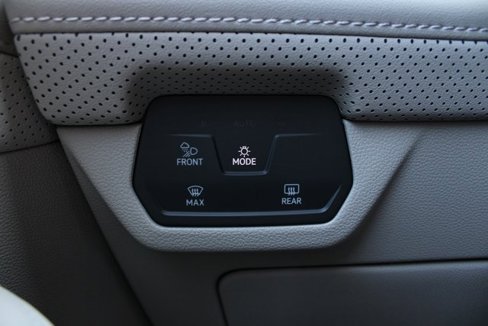 New 2026 Volkswagen Atlas SE image 19