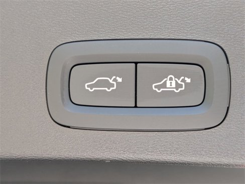 New 2026 Volvo XC40 B5 Plus w/ Protection Package Premier image 14