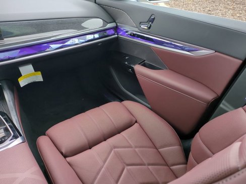 New 2026 BMW i7 eDrive50 image 16
