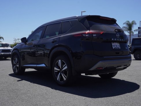 Used 2023 Nissan Rogue SL w/ SL Premium Package image 7