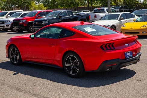Used 2024 Ford Mustang Premium image 7