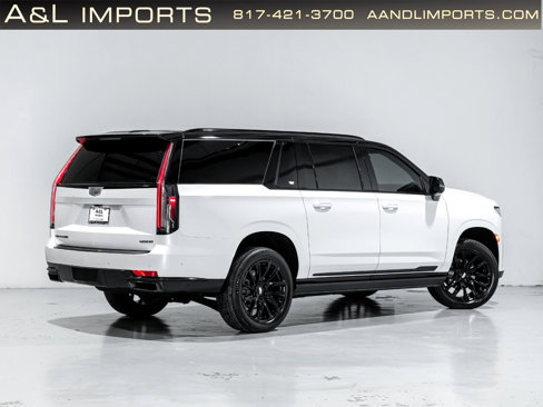 Used 2023 Cadillac Escalade ESV Sport Platinum w/ LPO, ONYX Package image 22