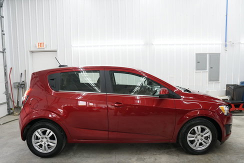 Used 2016 Chevrolet Sonic LT image 14