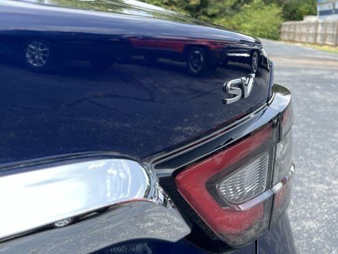 Used 2023 Nissan Maxima SV w/ Floor Mat Group image 9