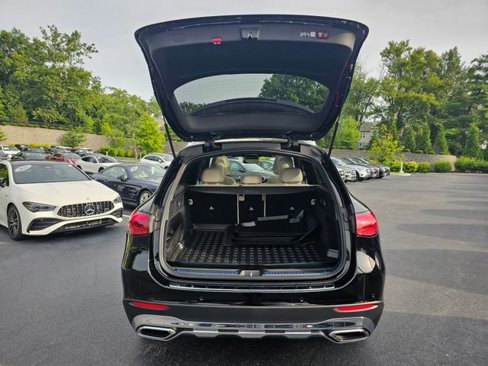 Certified 2025 Mercedes-Benz GLC 300 4MATIC image 10