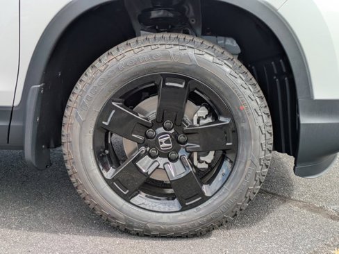New 2026 Honda Ridgeline Black Edition image 11