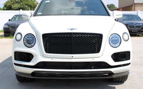 Used 2018 Bentley Bentayga image 12