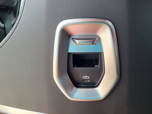 New 2025 BMW 760i xDrive image 19