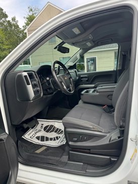 Used 2018 Chevrolet Silverado 1500 LT w/ All Star Edition image 23