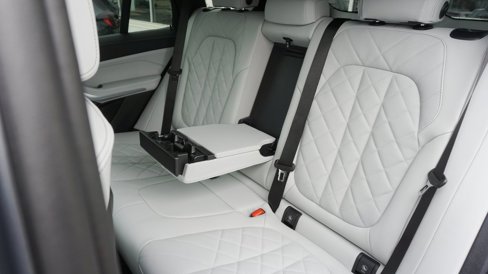 New 2026 BMW X5 xDrive40i w/ Climate Comfort Package image 12