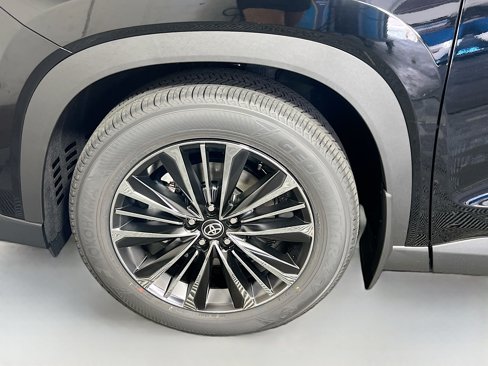 New 2026 Toyota Grand Highlander AWD Hybrid image 13