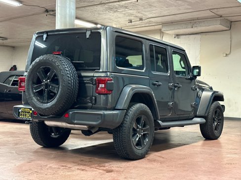 Certified 2021 Jeep Wrangler Unlimited Sahara image 5