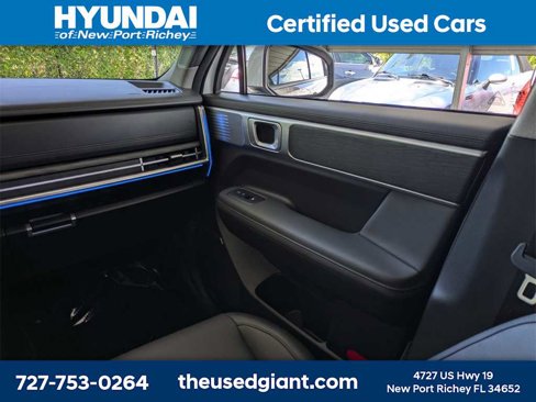 Used 2025 Hyundai Santa Fe Limited image 26