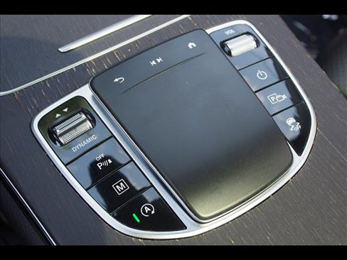 Used 2021 Mercedes-Benz GLC 300 4MATIC image 26