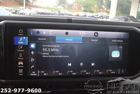 Used 2025 Jeep Gladiator Sport image 26