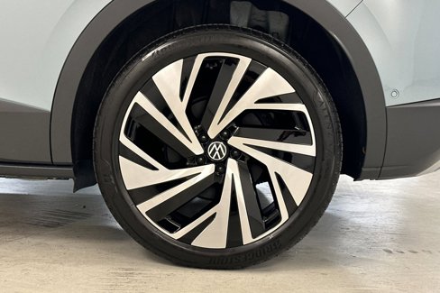 New 2025 Volkswagen ID.4 Pro S Plus image 24