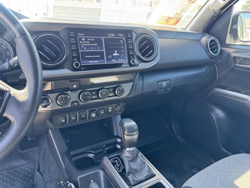 Used 2021 Toyota Tacoma TRD Off-Road image 17