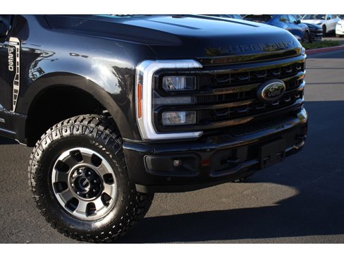 Certified 2024 Ford F250 Lariat w/ Lariat Ultimate Package image 2