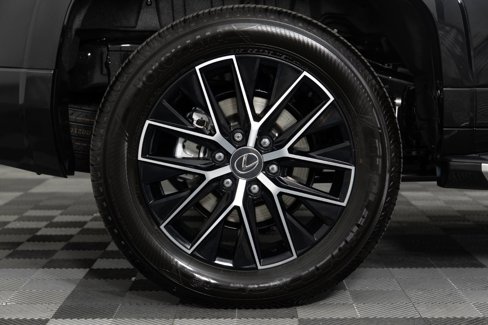 Used 2025 Lexus GX 550 image 43