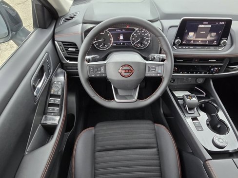 New 2026 Nissan Rogue SV image 15