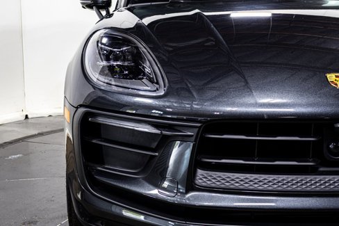 Used 2024 Porsche Macan image 12