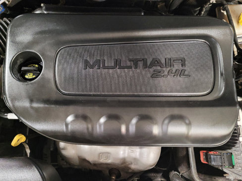 Used 2020 Jeep Cherokee Limited image 30