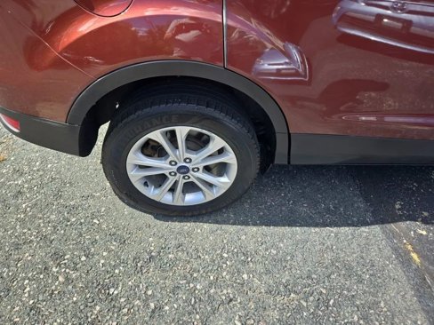 Used 2018 Ford Escape SE image 23