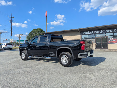 Used 2020 Chevrolet Silverado 2500 LT w/ Texas Edition image 9