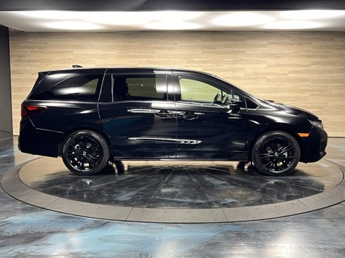 Used 2025 Honda Odyssey Sport-L image 16