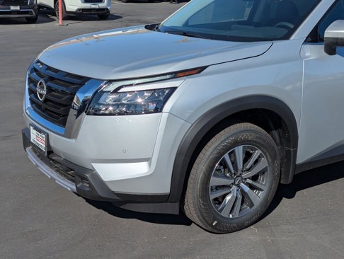 New 2025 Nissan Pathfinder SL w/ Cargo Package image 8