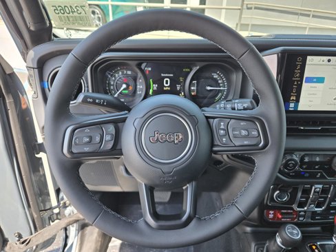 New 2025 Jeep Wrangler Unlimited Rubicon 4xe image 20