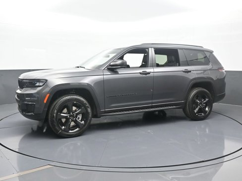 New 2025 Jeep Grand Cherokee L Limited w/ Black Appearance Package image 2