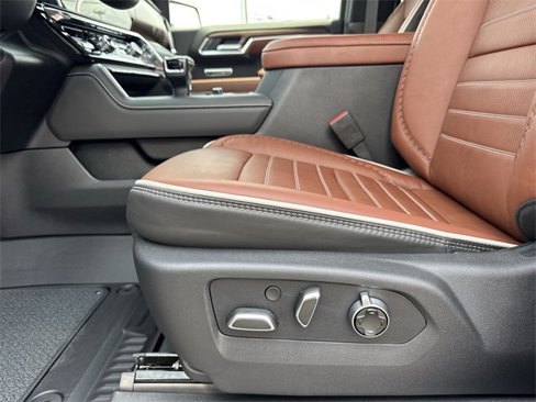 New 2026 GMC Sierra 1500 Denali Ultimate image 12