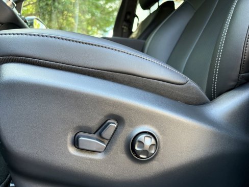 New 2026 Chrysler Pacifica Select image 16
