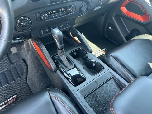 Used 2023 Nissan Frontier PRO-4X w/ Pro-4X Premium Package image 36