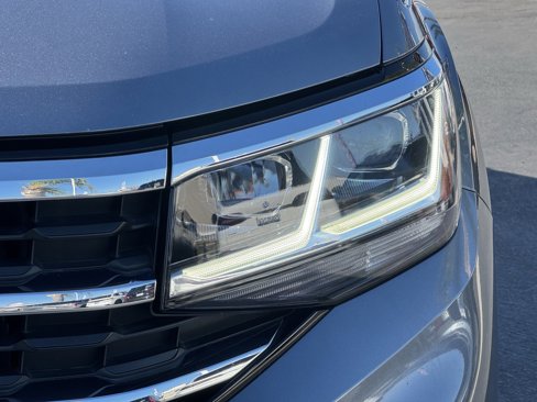 Certified 2021 Volkswagen Atlas SEL Premium image 6