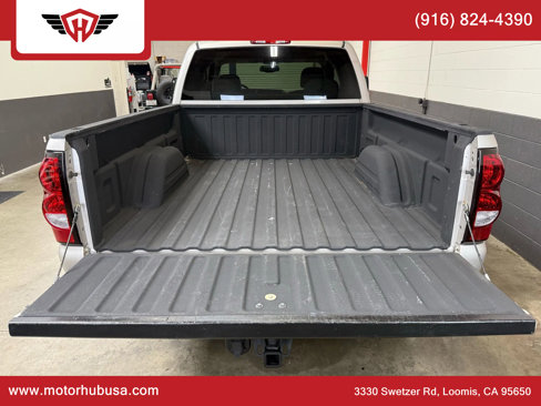 Used 2004 Chevrolet Silverado 2500 LT w/ Heavy-Duty Power Package image 44