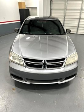 Used 2013 Dodge Avenger SE image 12
