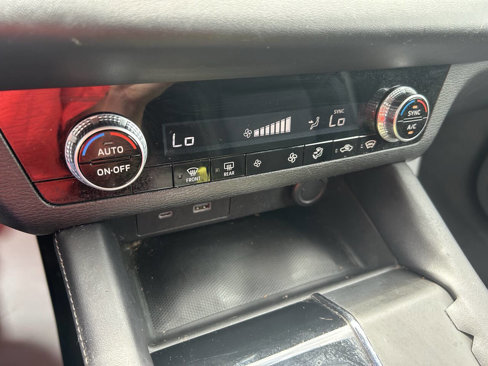 Used 2022 Mitsubishi Outlander ES image 24