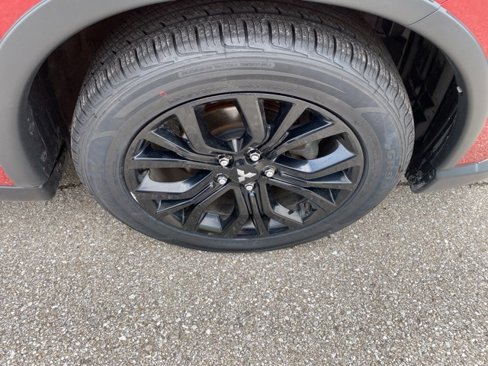 Used 2019 Mitsubishi Outlander SEL image 30