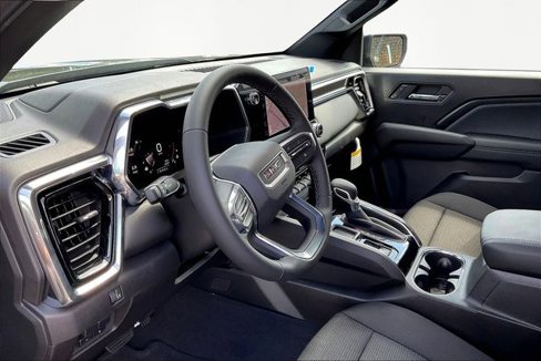 New 2026 GMC Canyon Elevation w/ Convenience Package image 7
